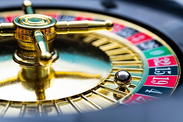 omi88 platform interface showing sportsbook, live dealer, and slot game categories